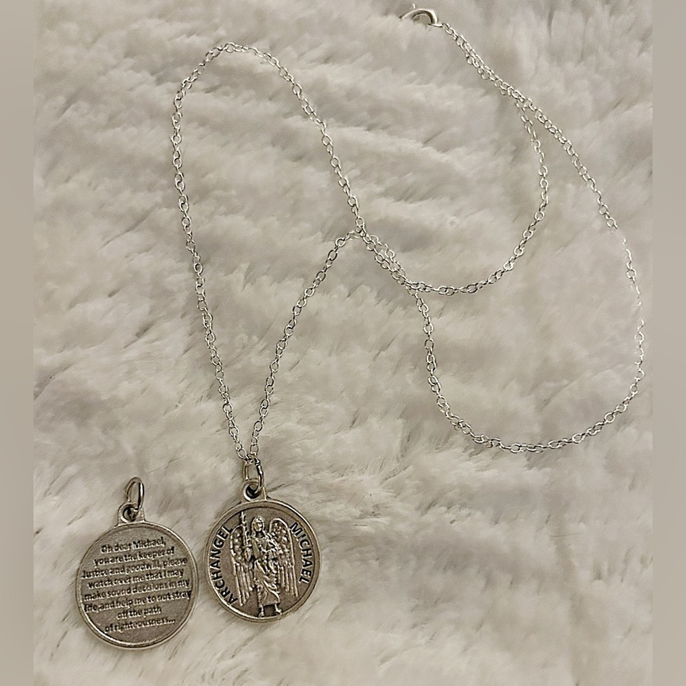 Archangel Michael Coin Pendant Sterling 18 inch Necklace - Picture 2 of 2